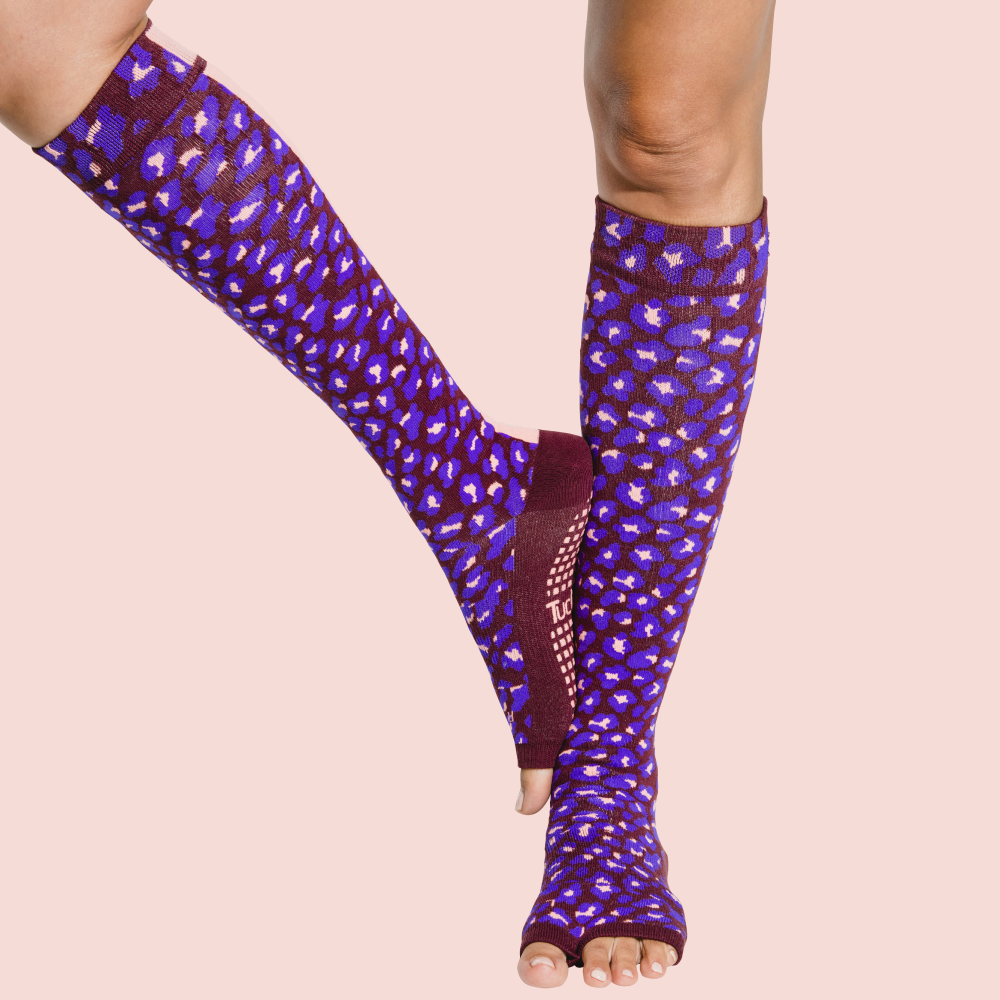 Tucketts Knee High Ultraviolet Peach Pilates Socks - Non-Slip Grip, Open Toe, Barre & Yoga - Women's